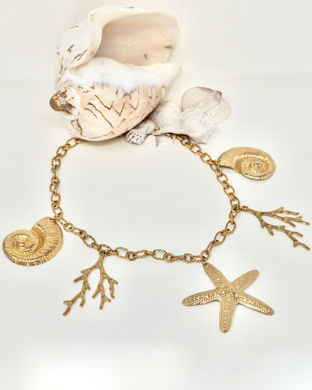 COLLIER ARIEL