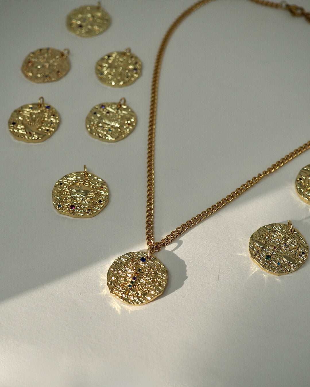 COLLIER ASTRO