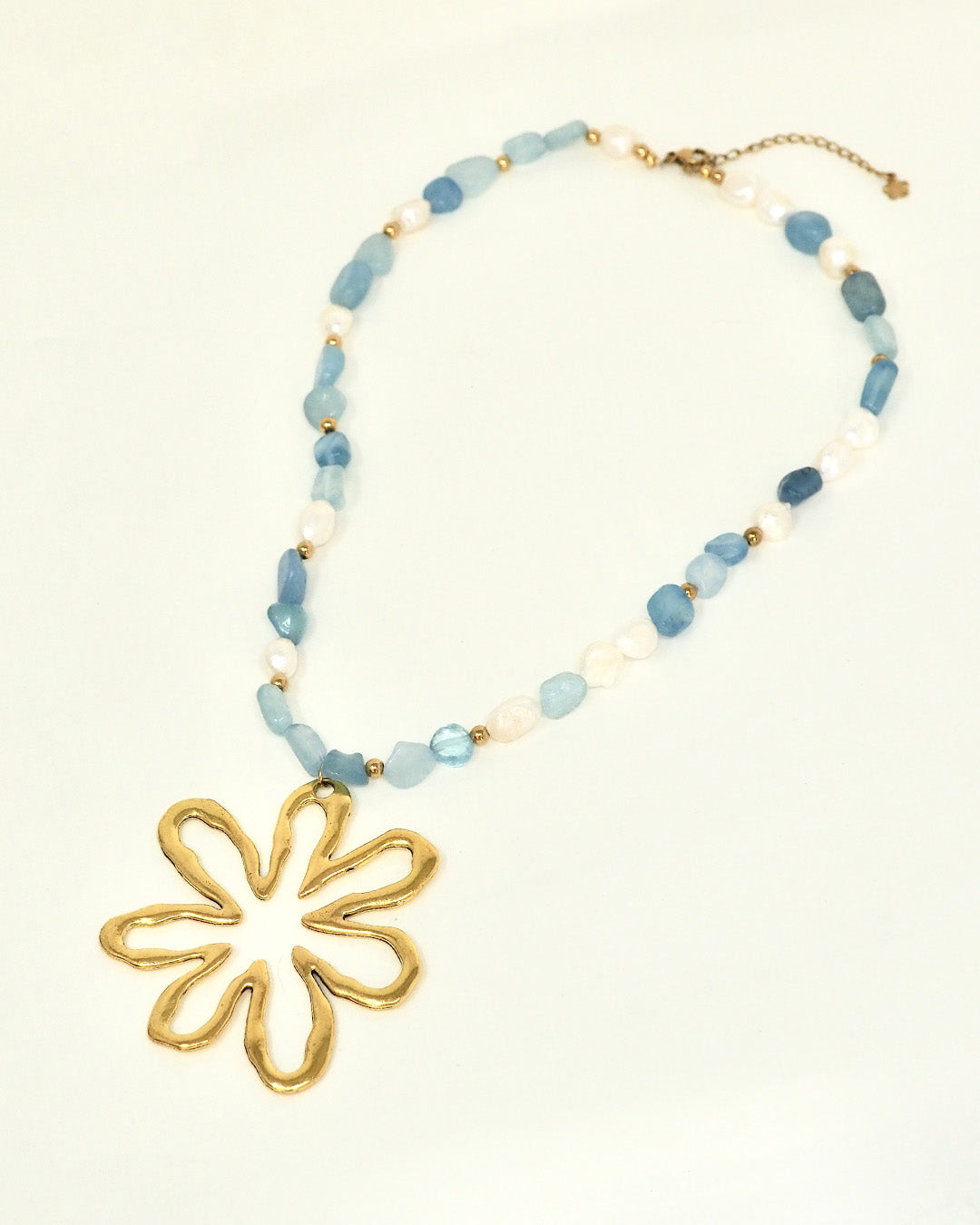 COLLIER ISABELLA